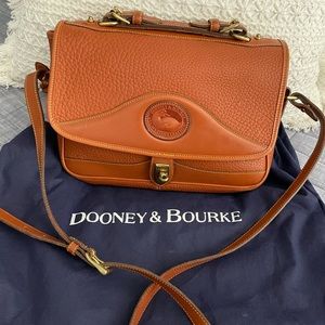 Authentic Dooney Bourke Messenger Satchel Shoulder Bag